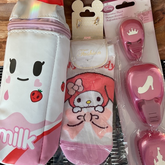 FUN💗TOKIDOKI BAG🥛Tinkerbell Earrings🧚 DISNEY Princess Craft Punch⭐️SOCKS - Picture 3 of 14